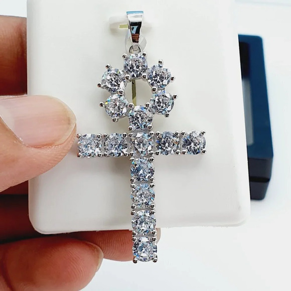 "925 Sterling Silver Cubic Zirconia Pendant, UU1P6A6025 - Picture 2 of 10